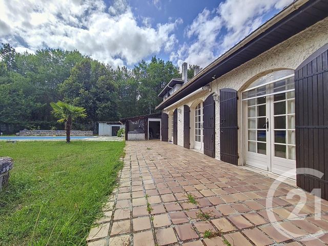 Afficher la photo en grand maison à vendre - 5 pièces - 145.0 m2 - ST ANDRE DE CUBZAC - 33 - AQUITAINE - Century 21 Entre Deux Mers