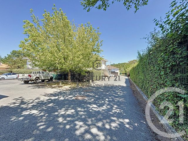 Appartement T2 à vendre - 2 pièces - 41.0 m2 - ARTIGUES PRES BORDEAUX - 33 - AQUITAINE - Century 21 Entre Deux Mers