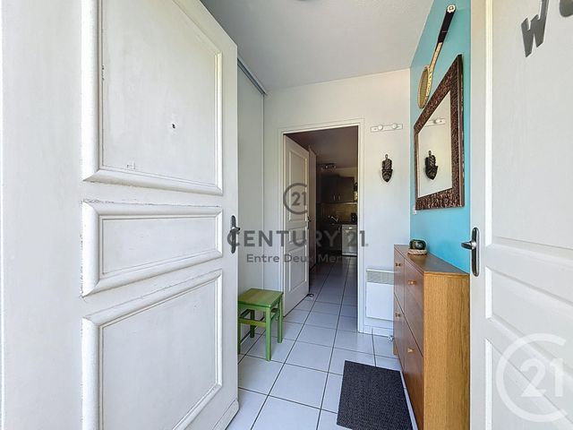 Appartement T2 à vendre - 2 pièces - 41.0 m2 - ARTIGUES PRES BORDEAUX - 33 - AQUITAINE - Century 21 Entre Deux Mers