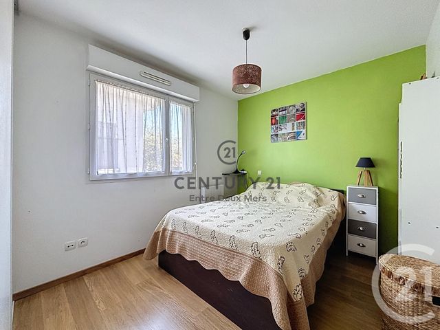 Appartement T2 à vendre - 2 pièces - 41.0 m2 - ARTIGUES PRES BORDEAUX - 33 - AQUITAINE - Century 21 Entre Deux Mers