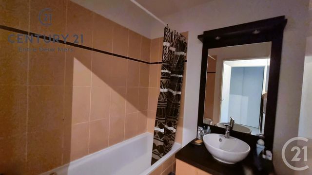 Appartement F2 à louer - 2 pièces - 41.13 m2 - ST ANDRE DE CUBZAC - 33 - AQUITAINE - Century 21 Entre Deux Mers