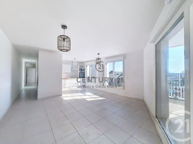 Appartement F3 à louer - 3 pièces - 90.0 m2 - BORDEAUX - 33 - AQUITAINE - Century 21 Entre Deux Mers