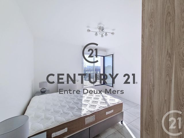 Appartement F3 à louer - 3 pièces - 90.0 m2 - BORDEAUX - 33 - AQUITAINE - Century 21 Entre Deux Mers