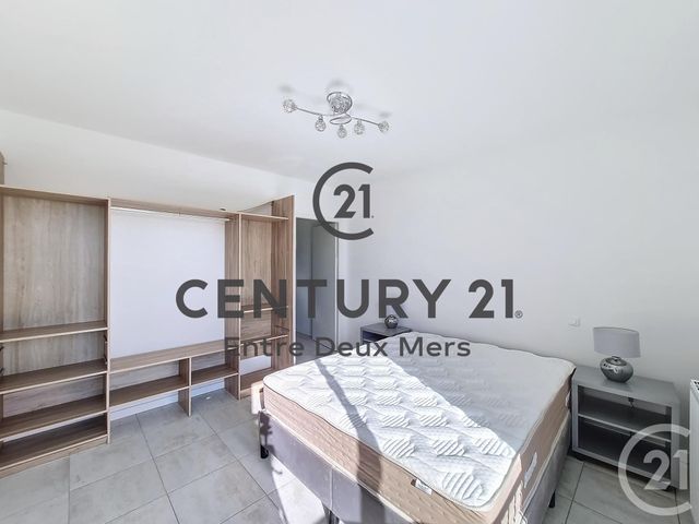 Appartement F3 à louer - 3 pièces - 90.0 m2 - BORDEAUX - 33 - AQUITAINE - Century 21 Entre Deux Mers