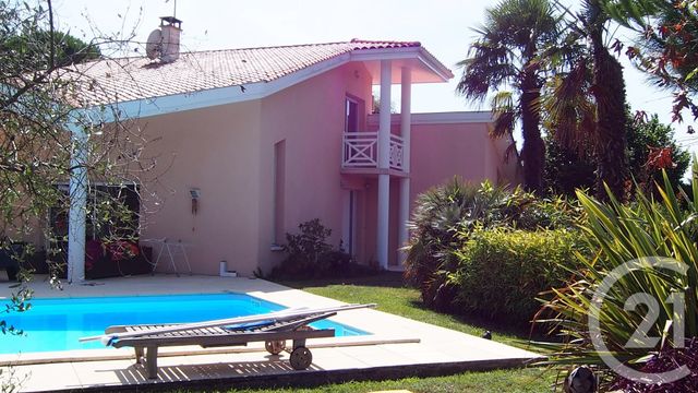 maison à vendre - 7 pièces - 165.0 m2 - ARTIGUES PRES BORDEAUX - 33 - AQUITAINE - Century 21 Entre Deux Mers maison à vendre - 7 pièces - 165.0 m2 - ARTIGUES PRES BORDEAUX - 33 - AQUITAINE - Century 21 Entre Deux Mers
