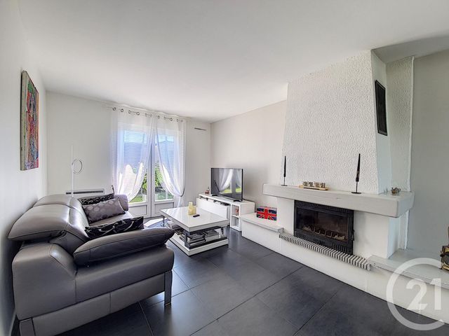maison à vendre - 4 pièces - 121.6 m2 - SALLEBOEUF - 33 - AQUITAINE - Century 21 Entre Deux Mers maison à vendre - 4 pièces - 121.6 m2 - SALLEBOEUF - 33 - AQUITAINE - Century 21 Entre Deux Mers