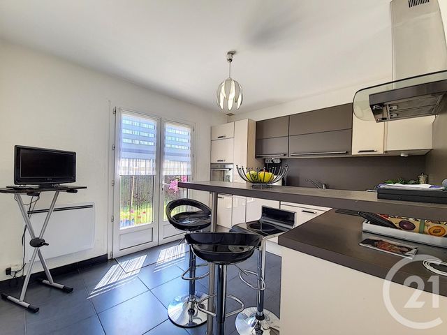 maison à vendre - 4 pièces - 121.6 m2 - SALLEBOEUF - 33 - AQUITAINE - Century 21 Entre Deux Mers maison à vendre - 4 pièces - 121.6 m2 - SALLEBOEUF - 33 - AQUITAINE - Century 21 Entre Deux Mers