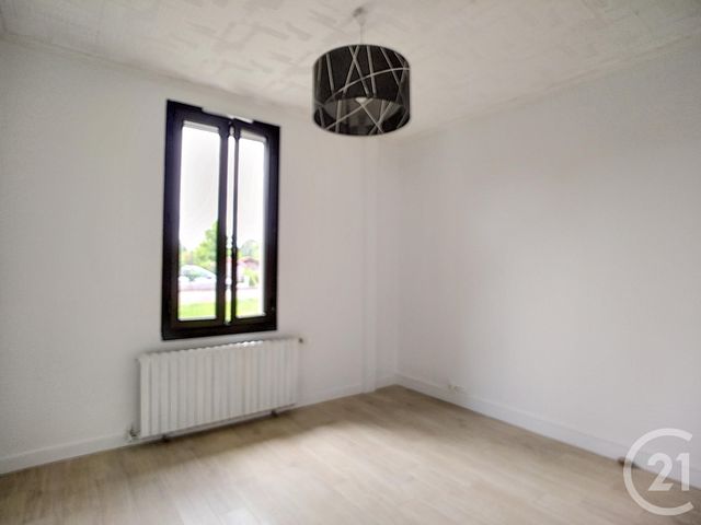 Afficher la photo en grand maison à louer - 5 pièces - 79.92 m2 - YVRAC - 33 - AQUITAINE - Century 21 Entre Deux Mers