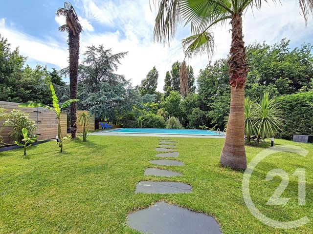 Afficher la photo en grand maison à vendre - 9 pièces - 200.0 m2 - BOULIAC - 33 - AQUITAINE - Century 21 Entre Deux Mers