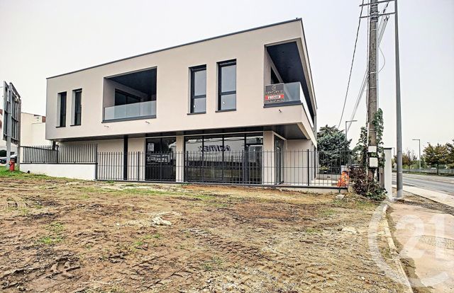 Afficher la photo en grand entreprise à louer - 37.83 m2 - LORMONT - 33 - AQUITAINE - Century 21 Entre Deux Mers